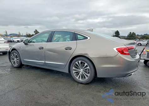 2017 Buick Lacrosse Essence z USA, uszkodzony, nr VIN 1G4ZP5SS4HU164575